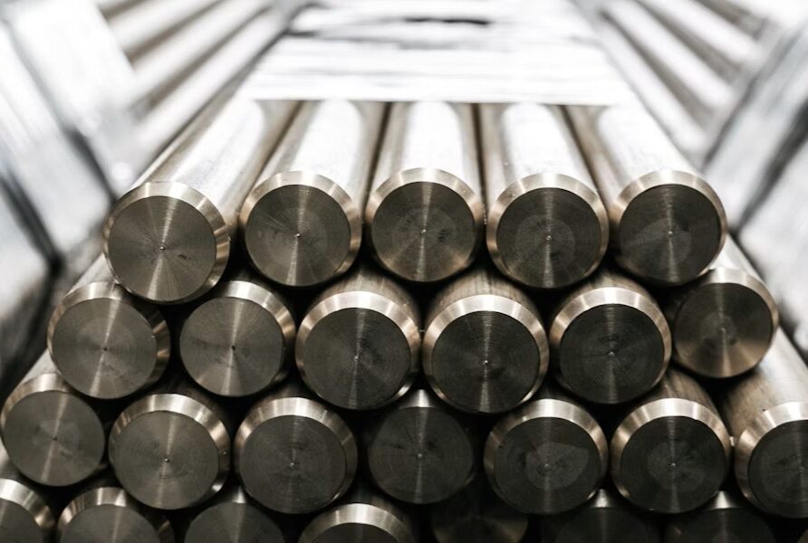 photo-1671404910386-8c2a9ae40efd